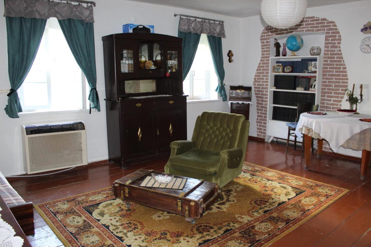 Guest House Meri Poppins Dedoplis Tskaro Exterior photo
